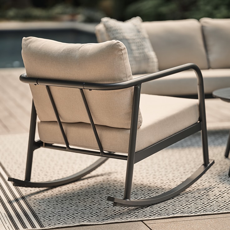 Metal outdoor chair