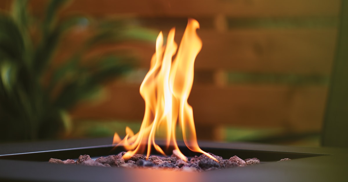 Comment choisir un foyer d’extérieur ou un chauffe-terrasse