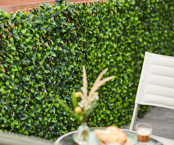 Lattice with artificial foliage