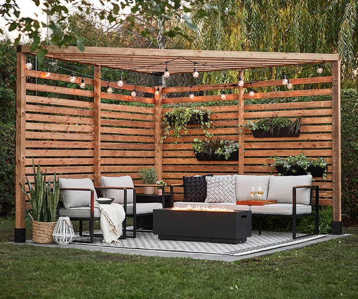 Pergola triangulaire en bois