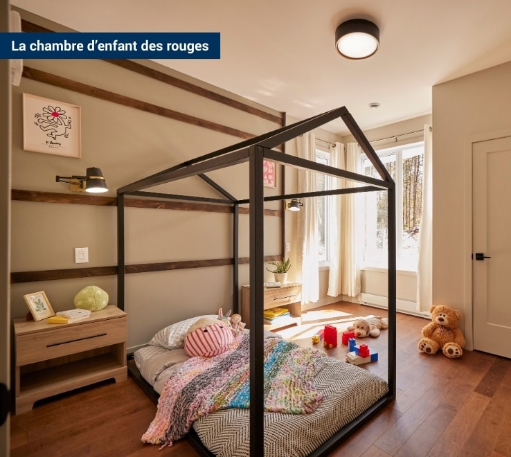 Chambre d’enfant avec un lit en forme de maison